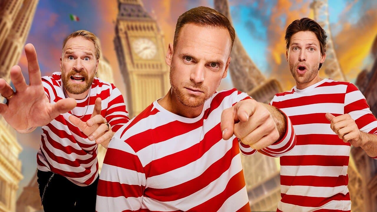 Giel, Thomas and Stefan of StukTV in red and white striped shirts, with Big Ben in the background